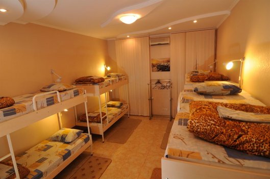 Где снять дешевую гостиницу в Киеве?